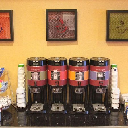 Hampton Inn Hampton-Newport News Eksteriør billede