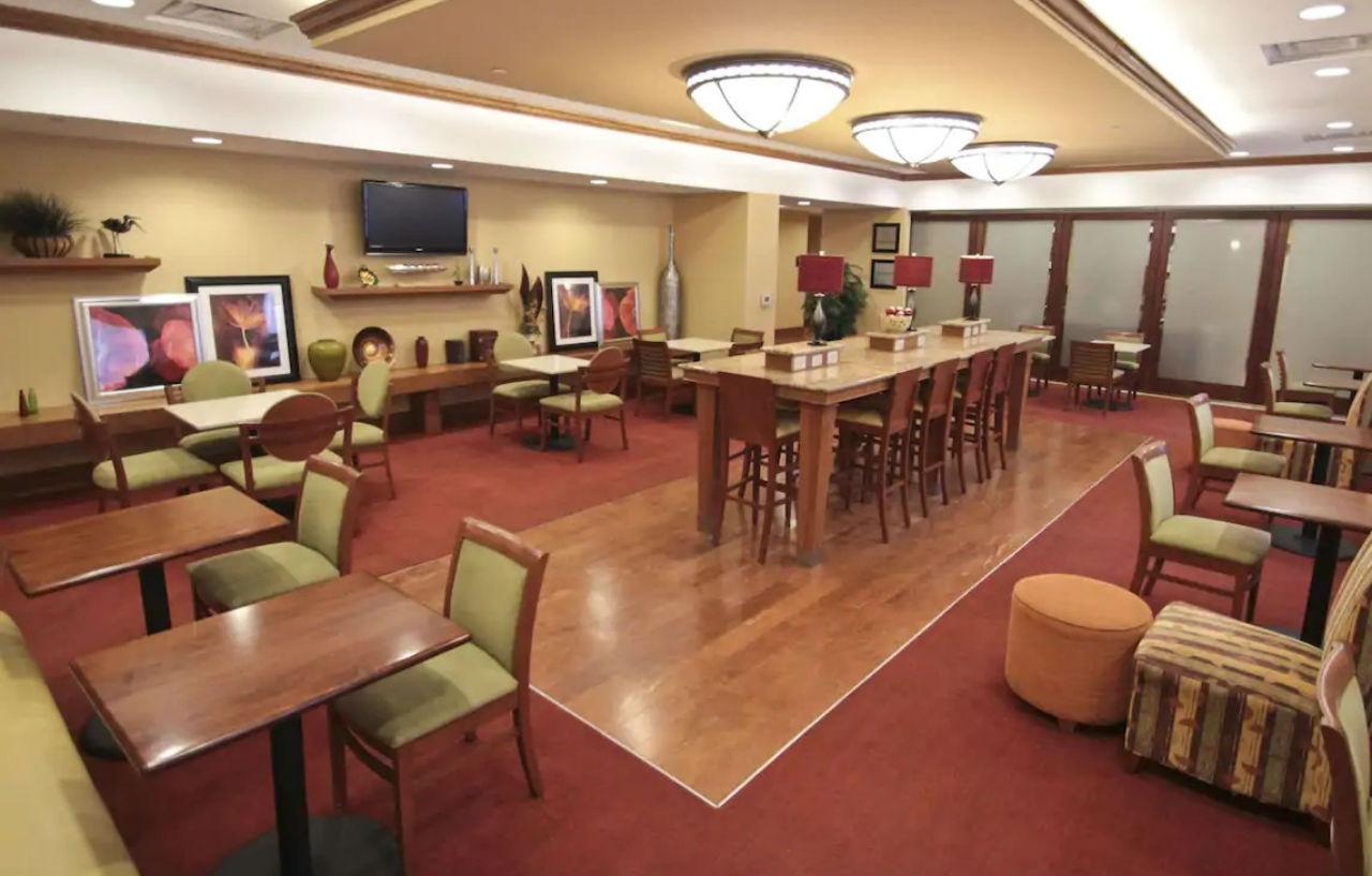 Hampton Inn Hampton-Newport News Eksteriør billede