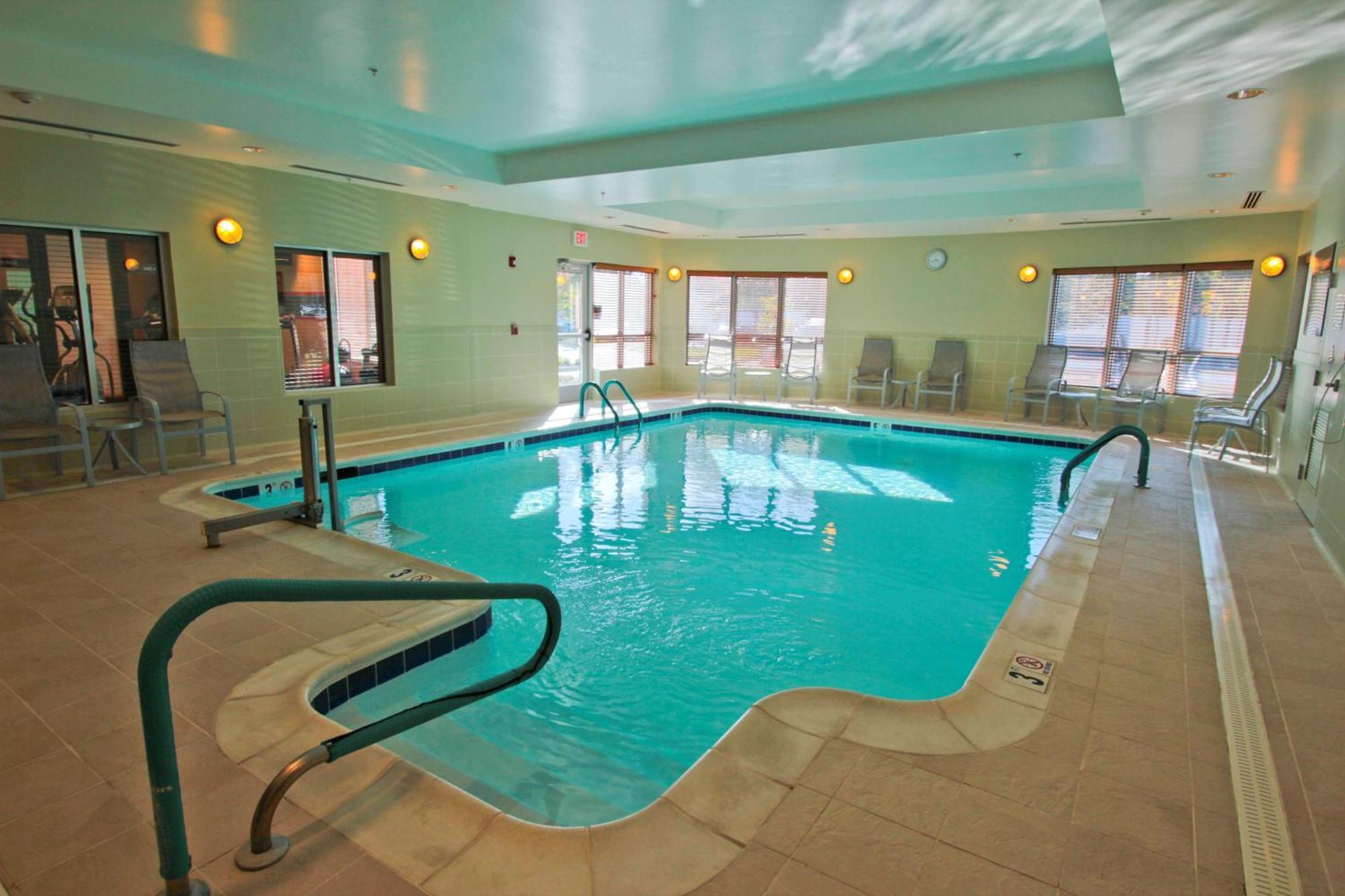 Hampton Inn Hampton-Newport News Eksteriør billede