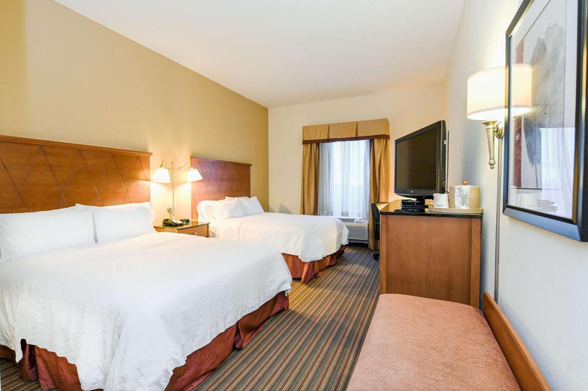 Hampton Inn Hampton-Newport News Eksteriør billede